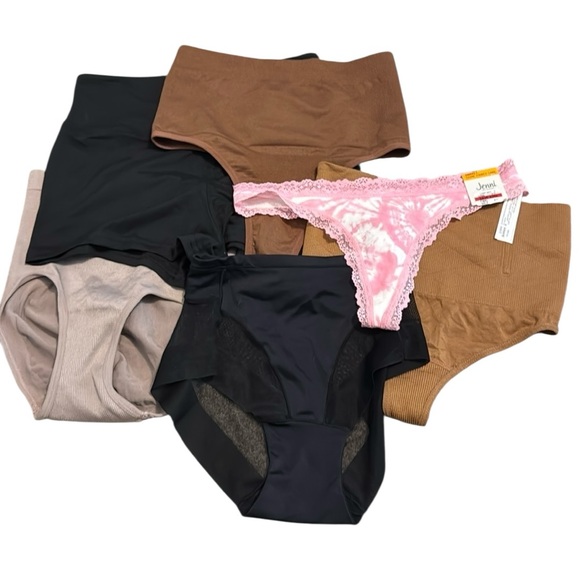Bundle of Assorted Brands & Fit 6 Panties Shapers Smoothers Shorts Size S Small - Picture 1 of 15